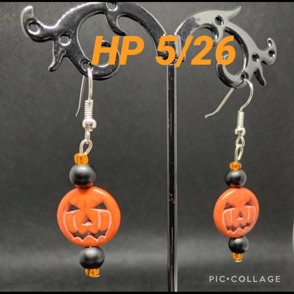 🎉 HP 5/26 Pumpkin Earrings Handmade
